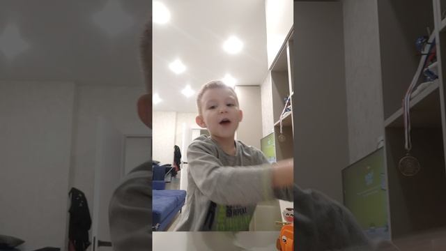 Рассказываю про свои итальянские мемы из лего