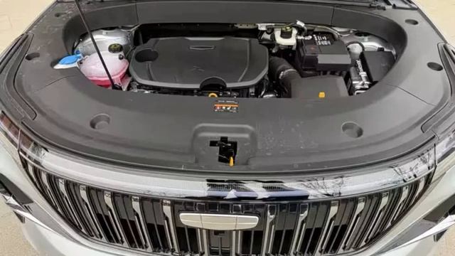 Geely Atlas 2025: Все о масштабном рестайлинге второго поколения и его выходе в России! смотреть онлайн