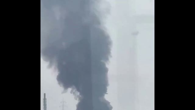 В Днепропетровске разбомбили американский маслозавод компании Bunge смотреть онлайн