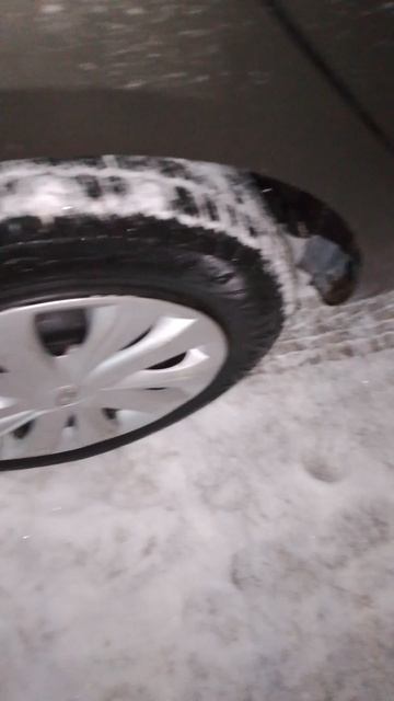 Как всегда зимой налипает снега на бока авто смотреть онлайн