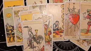 ТАРО РАСКЛАД\ У КОГО ВЫ С ЯЗЫКА НЕ СХОДИТЕ?!