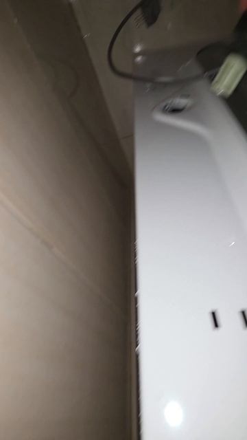 Установка, ремонт новой стиральной машинки LG. Прыгала, скакала, не стояла на месте. смотреть онлайн