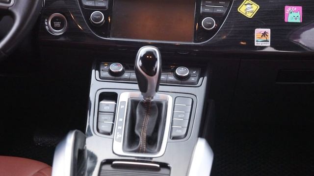 Geely Atlas смотреть онлайн