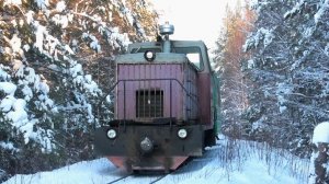 АУЖД. ТУ6А-2896 с пригородным поездом Ельничная — Синячиха