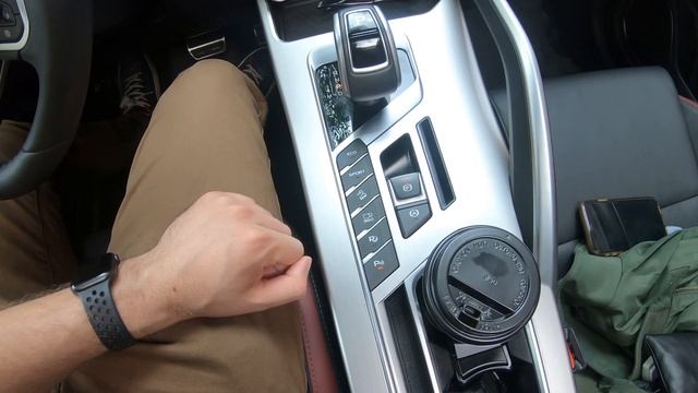 Перемудрили? Фишки и функции Geely Coolray (Куда жать-то?) смотреть онлайн