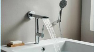 Сборка и установка смесителя в ванной.