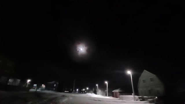 Наша пицца. Посёлок вечером.