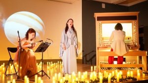 Александра Конева исполняет «Аве Мария» Вавилова, приписываемое Каччини. Орган — Ольга Кемова