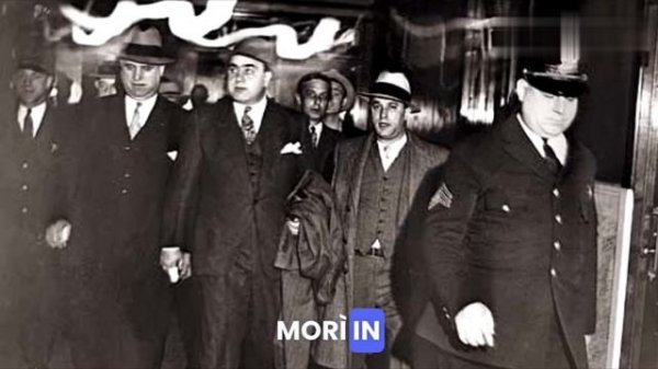 Briganti e Padrini. 
Podcast #itaLUNN Episodio 2
Бандиты и крестные отцы