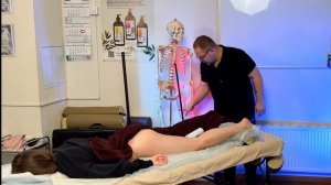 массаж ног и ягодиц