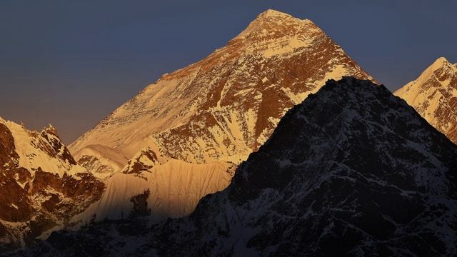 BT.2020: взрыв цвета под музыку SDR смотреть онлайн