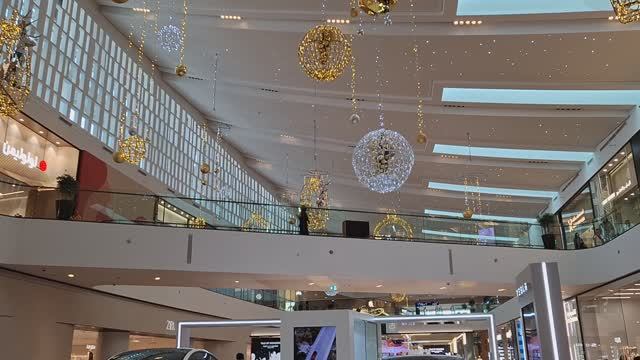 Арабские Эмираты, Шарджа. Куда поехать на шоппинг. Шатл от отеля бесплатно. смотреть онлайн