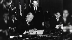 ПЛОСКАЯ ЗЕМЛЯ Почему Миллионы Верят в Величайший Заговор