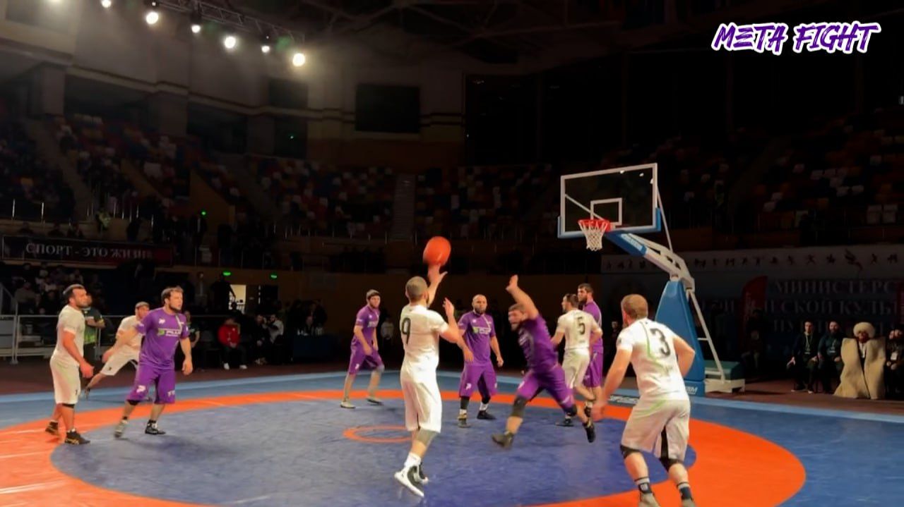 ЖЕСТКИЙ проход от Махачева в рестболе| ХЕТ-ТРИК Ислама принес победу «Школе им. Нурмагомедова» смотреть онлайн