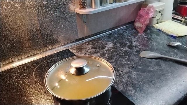 Суп с сайрой. смотреть онлайн