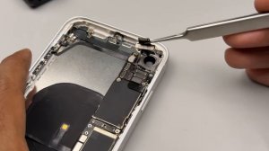 Замена корпуса с iPhone xr на  корпус iPhone 17 pro