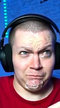 стейк бьёт себя электрошокером обрезка со стрима