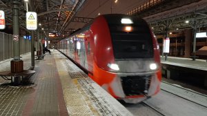 МЦК метро Москва | Московское центральное кольцо прибытие и отправление поезда Ласточка ЭС2Г