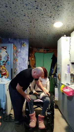 Нежность и любовь в каждом движении❤️ только так!  #люблюсвоюжену #любмаяженушка