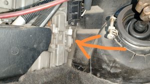 Где находится салонный фильтр и как его поменять Toyota Caldina