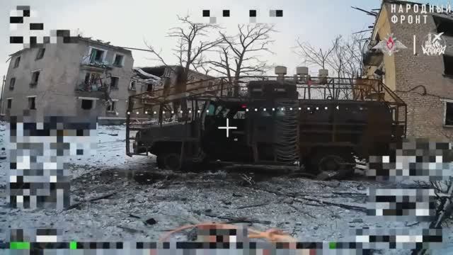 Уничтожение ударами FPV техники Всу в районе н.п. Белицкое Запорожской области 💥🇷🇺👊 смотреть онлайн