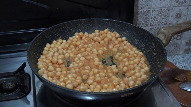 Питательный Нут со Шпинатом за 10 минут.  Garbanzos Con Espinacas.