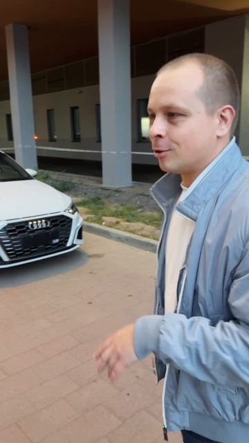 Александр приобрёл у нас Audi A3L. NETCARS