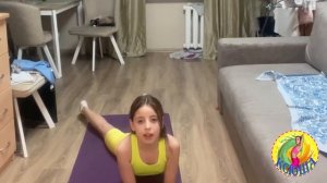 Gymnastics at home. Exercises for back flexibility. Гимнастика дома. Упражнен