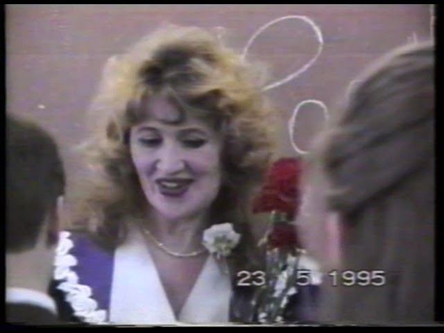 1995 06 Мегион  4 школа  последний звонок