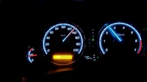 приборная панель менят цвет стрелки Прадо 120.mp4