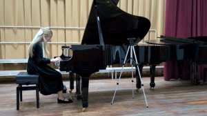 16. И.С. Бах - «Двухголосная инвенция ре минор». Исполняет Нечунеева Богдана