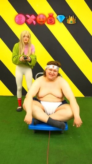 Сумоист против дронов