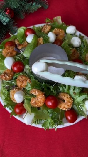 Красивый и легкий салат!