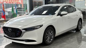 Mazda 3 Axela 202 2.0L  Comfort Dynamic