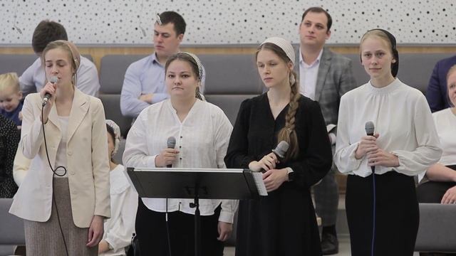 Садится солнце, тени удлиняются...