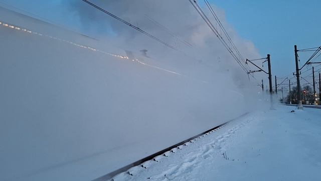 Паровоз П36-0027