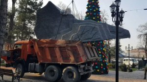 изготовление скалы из арт бетона мастер. Саиджона Тураева.