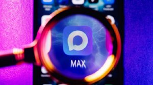 Массовых жалоб от россиян о мошенничестве в мессенджере MAX пока нет
