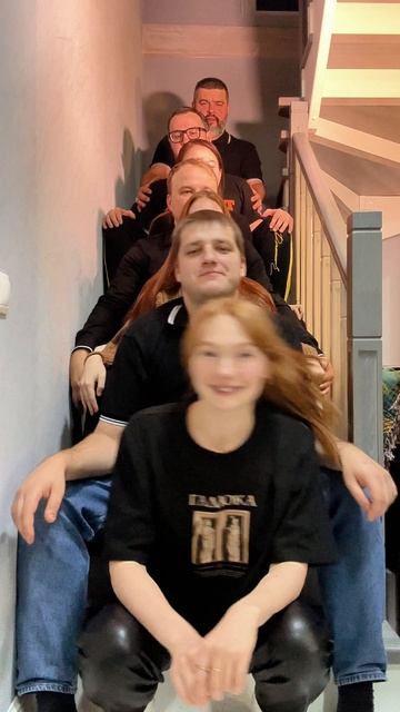 Нужно было сначала петь, а потом пить, а не наоборот.