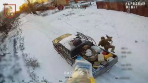 Удар оптоволоконным FPV-дроном по пикапу Всу в Константиновке 💥🇷🇺👊