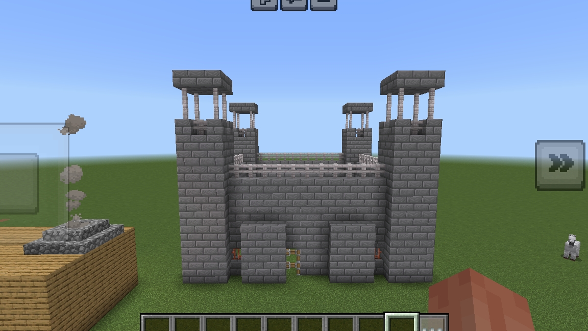 построил замок в майнкрафте