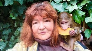 У Степы и Мани убрали вольер и тут пришли мы с Анфисой и вкусняшками и СНОВА БАРДАК😁