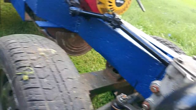 Мини трактор!обзор по рулевой!