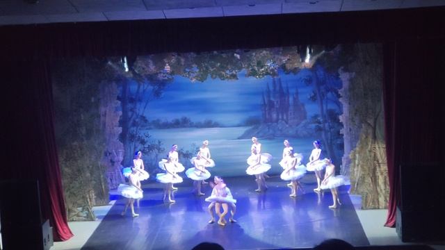 VID2026 Сегодня я был на Балете Лебединое озеро смотреть онлайн