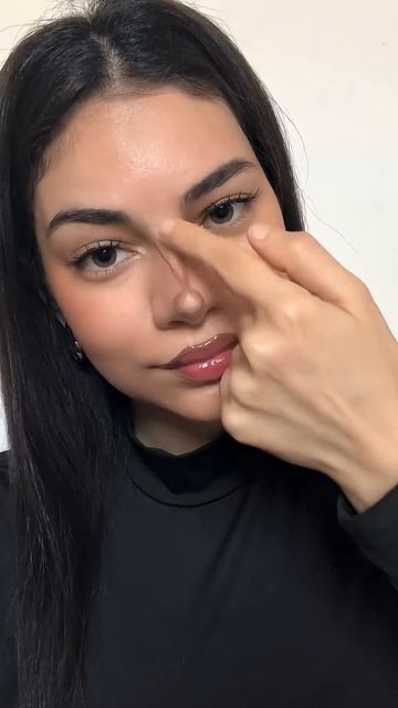 How to contour your nose #shortvideo #makeup #viralvideo #makeuptutorial смотреть онлайн