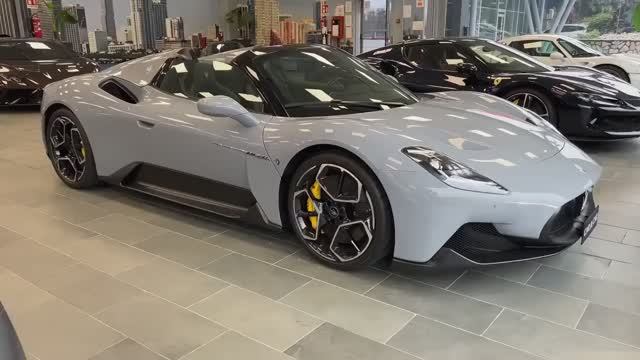 Maserati MC20 Cielo 2025 года смотреть онлайн