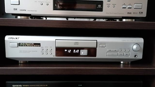 СД Проигрыватель SONY CDP-XE500 смотреть онлайн