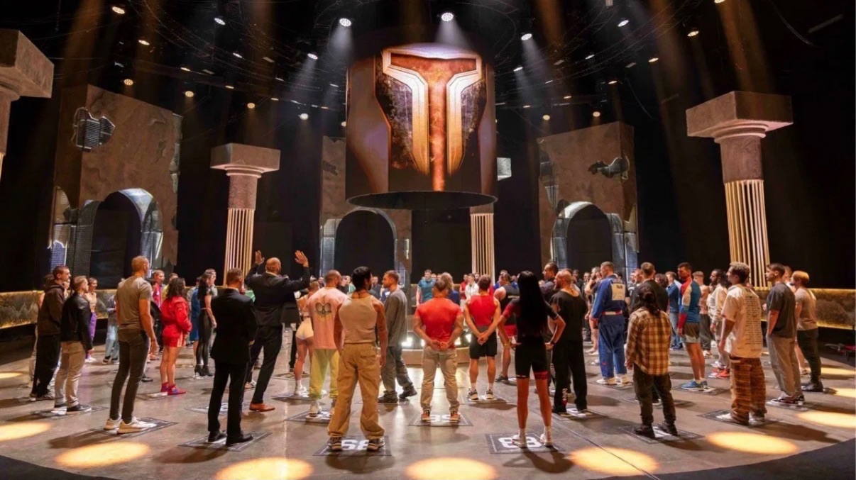 «Титаны 4»: Яшанькины, хоккеисты и бойцы ММА, старт битвы в январе 2026 на ТНТ. смотреть онлайн