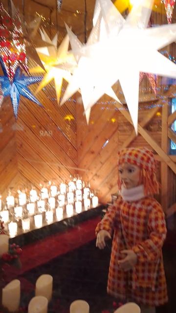 Новый год и Рождество в торговом центре смотреть онлайн