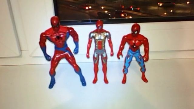 ОЖИВШИЕ ПАУКИ №4 смотреть онлайн